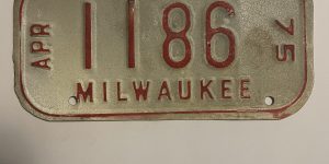 1975 APRIL WISCONSIN MILWAUKEE BICYCLE BIKE LICENSE PLATE 1186